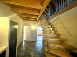 Diele mit Aufgang zur Gallerie Diele mit Aufgang zur Gallerie