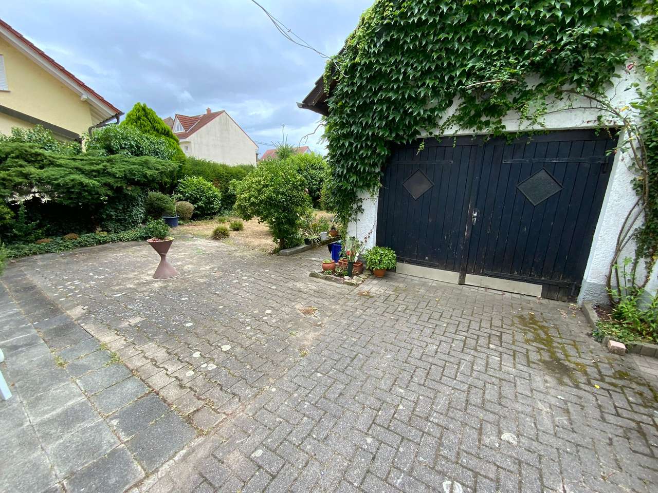 Garageneinfahrt Garageneinfahrt