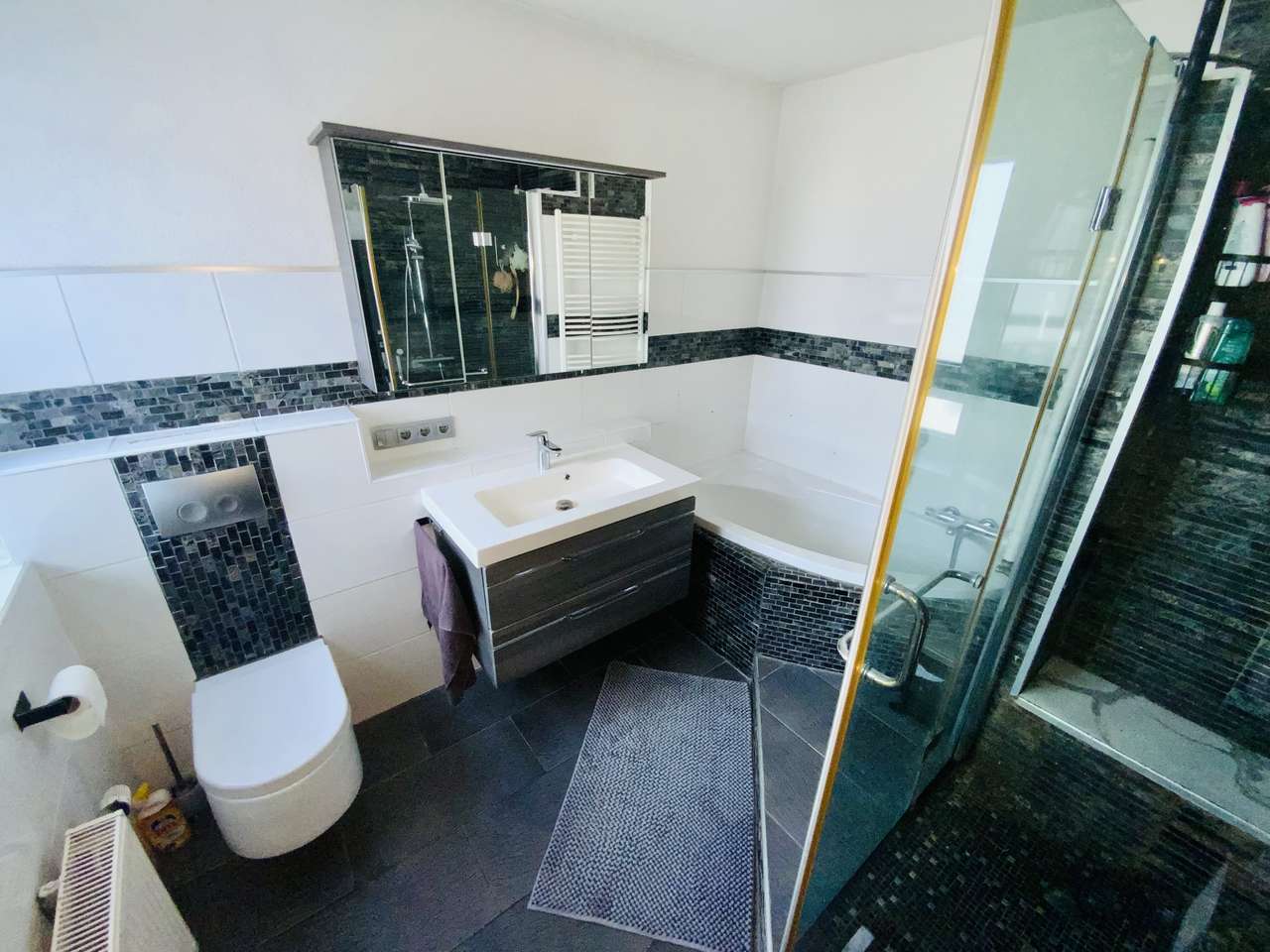 Badezimmer DG Badezimmer DG