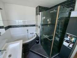 Badezimmer DG